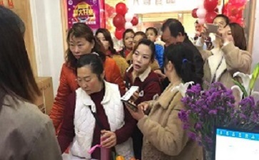 开一家小型洗衣店成本要多少钱